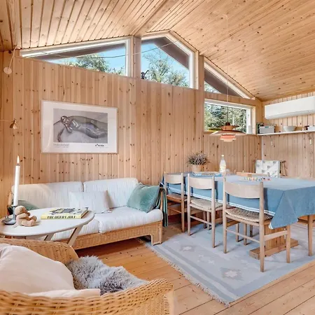 Ingobert - 600m From The Sea By Interhome *